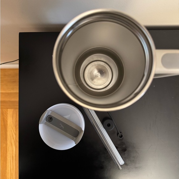 Stanley Quencher Tumbler H2.0 - 40oz - Picture 2 of 6